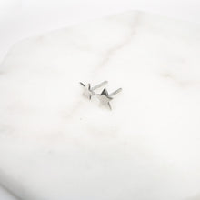 Tiny Star Earrings freeshipping - The Silversmith NZ