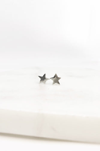 Tiny Star Earrings freeshipping - The Silversmith NZ